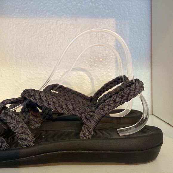 Megnya Womens Braided Grey Black Ankle Strap Comfort Flat Sandals - Picture 7 of 12